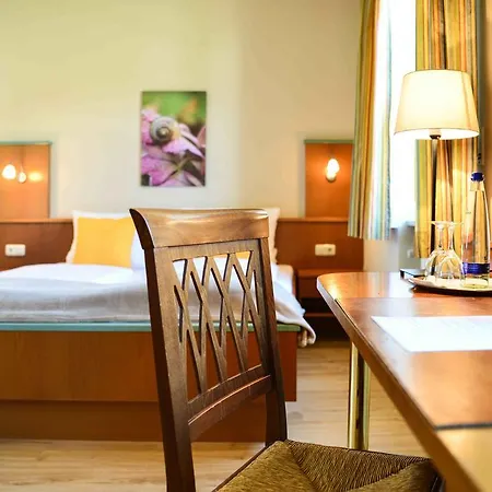 Hotel Boardinghouse