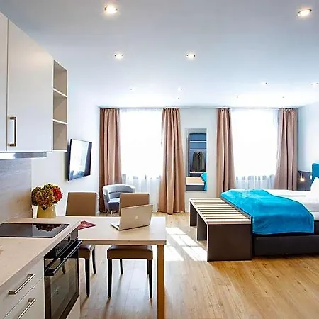 호텔 Boardinghouse Muenchner Hof 3*