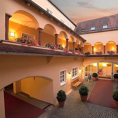 Boardinghouse Muenchner Hof 파키르셴