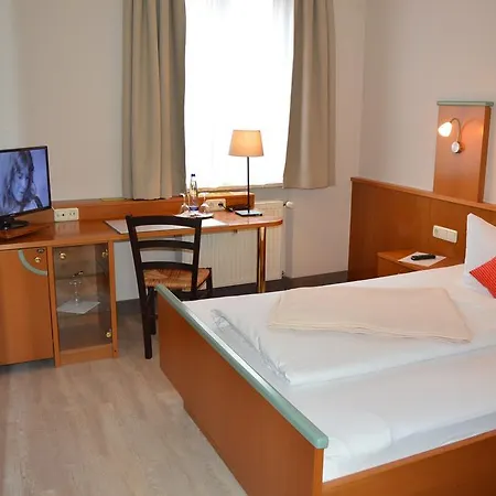 Boardinghouse Muenchner Hof Szálloda 3*